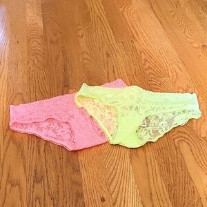 NWT Two Pairs Lace Victoria's Secret Hiphugger Panties Size Small